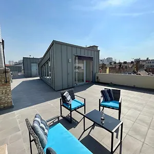 Penthouse W Private Rooftop And Free Parking Apartament