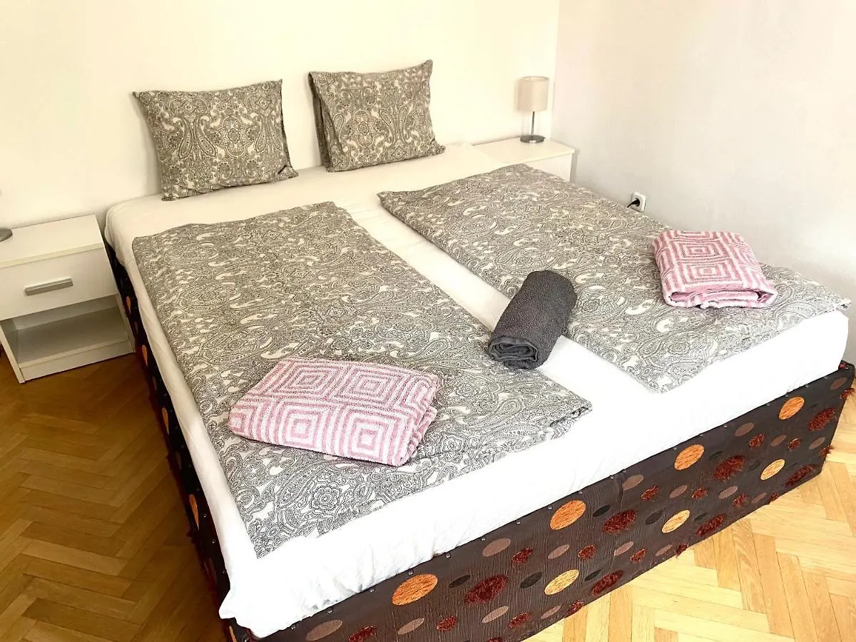 Budapest Heart By Gozsdu Apartment Hungary
